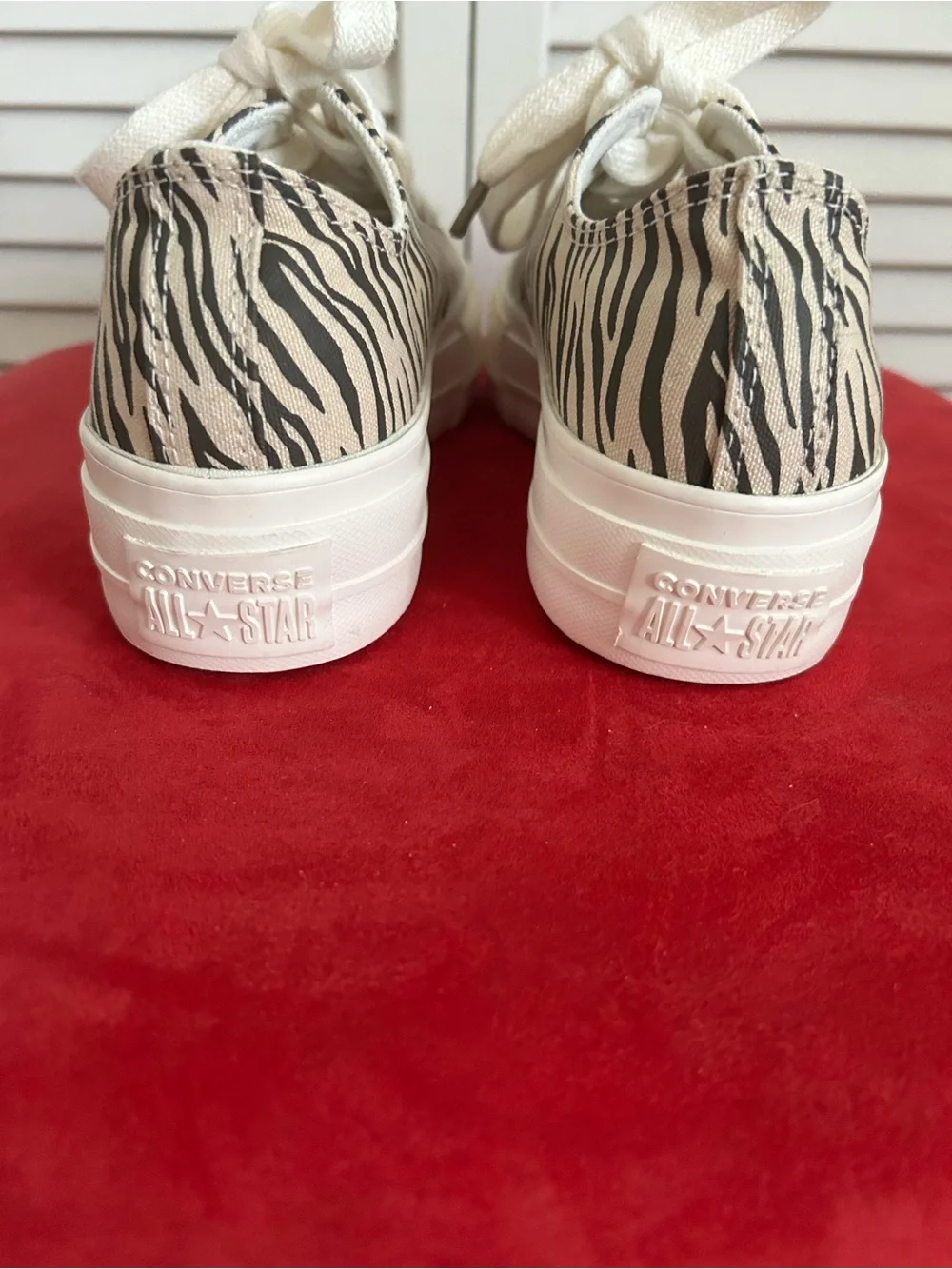 Converse Women’s Chuck Taylor Zebra Print Low Top Sneakers - Cream/Black-7
